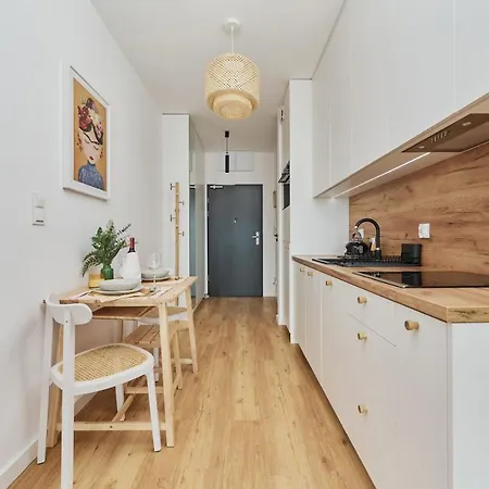 Cozy Jaworska With Free Garage By Renters