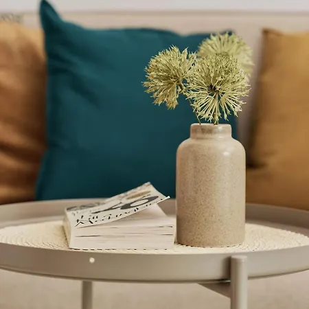 Cozy Jaworska With Free Garage By Renters Apartamento Wrocław