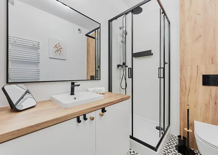 Apartment Cozy Jaworska With Free Garage By Renters *