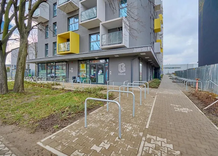 Cozy Jaworska With Free Garage By Renters Wroclaw