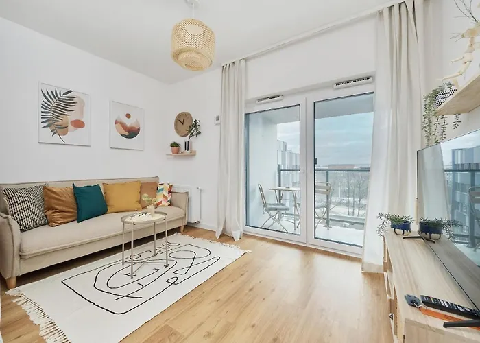 Cozy Jaworska With Free Garage By Renters Wroclaw