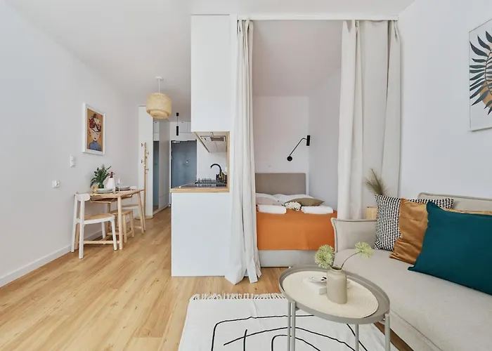 Cozy Jaworska With Free Garage By Renters Apartment *