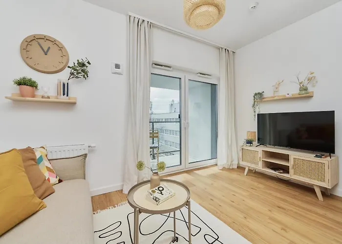 Cozy Jaworska With Free Garage By Renters * Wroclaw